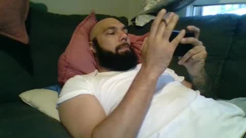 Mr8 online show from 11/28/25, 10:12