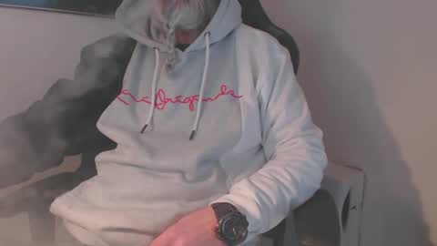 mr_boombastic2021 online show from 02/01/25, 10:59