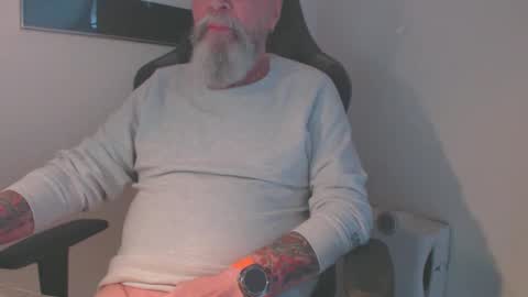 mr_boombastic2021 online show from 09/12/25, 09:53