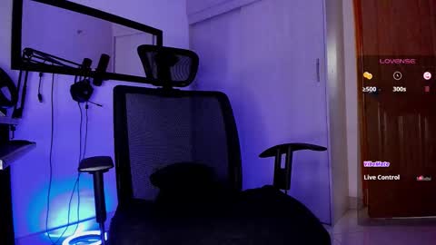 chris online show from 02/07/26, 02:37