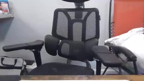 Snapshot of mr_diego69 chatting on 05/25/26, 11:00 Diego69 online show from 05/25/26, 11:00
