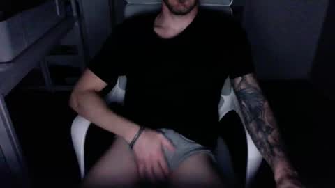 mr_gi89 online show from 04/10/26, 08:24