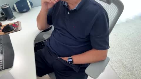 Snapshot of mr_hornyasfuck chatting on 11/07/25, 04:51 mr_hornyasfuck online show from 11/07/25, 04:51