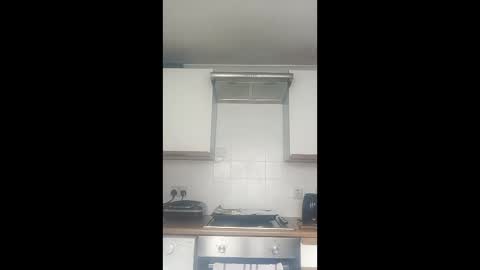 mr_i_ online show from 03/23/26, 10:08