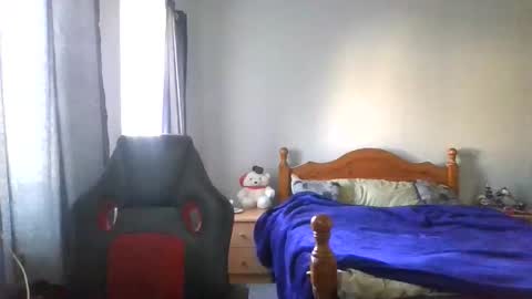 Snapshot of mr_i_ chatting on 05/27/26, 06:54 mr_i_ online show from 05/27/26, 06:54