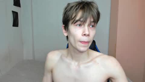 Snapshot of mr_makentoshi chatting on 02/03/25, 06:13 Makentoshi online show from 02/03/25, 06:13