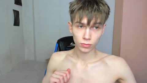 Snapshot of mr_makentoshi chatting on 02/18/25, 10:05 Makentoshi online show from 02/18/25, 10:05