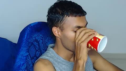 Max online show from 03/31/26, 02:39