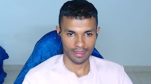 Max online show from 04/17/26, 03:26