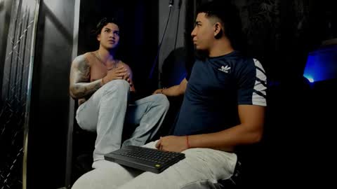 mr_maximo online show from 11/09/25, 04:22