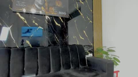 mr_maximo online show from 02/05/26, 05:23