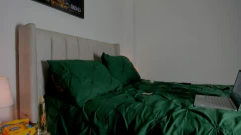 mr_maximo online show from 04/03/26, 05:16