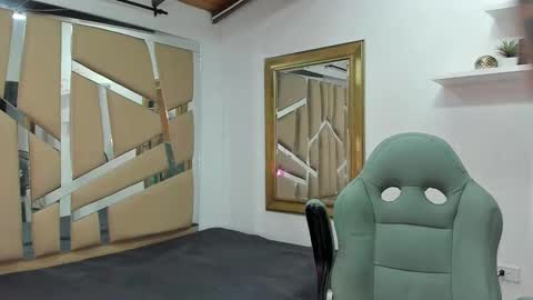 MIKEE online show from 02/16/25, 03:15