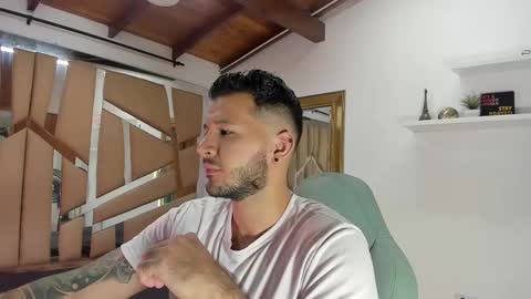 MIKEE online show from 02/23/25, 03:02