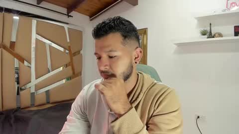 MIKEE online show from 03/09/25, 03:01