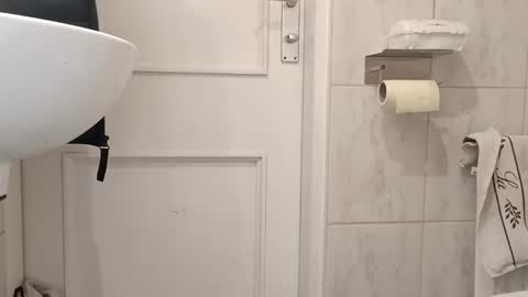 mr_nice30 online show from 10/31/25, 02:01