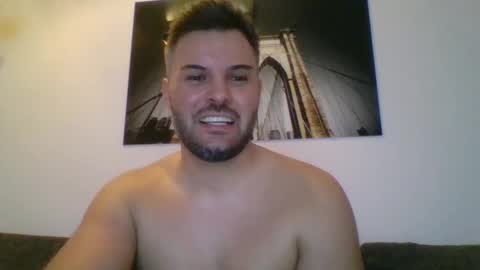 Snapshot of mr_niceguy100 chatting on 02/22/25, 01:44 mr_niceguy100 online show from 02/22/25, 01:44