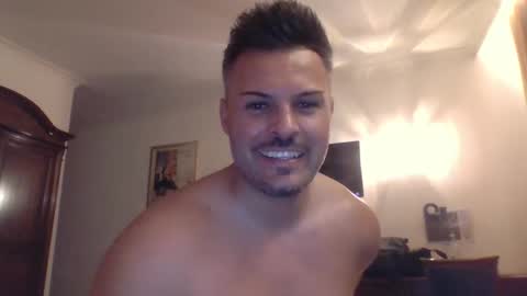 Snapshot of mr_niceguy100 chatting on 11/16/25, 03:01 mr_niceguy100 online show from 11/16/25, 03:01