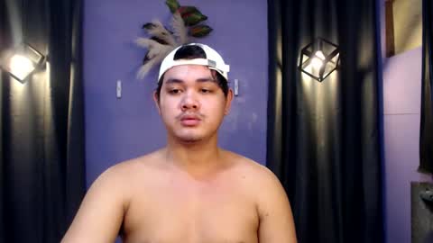 Snapshot of mr_olivercummerx chatting on 11/23/25, 03:45 mr_olivercummerx online show from 11/23/25, 03:45