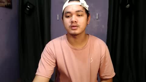 Snapshot of mr_olivercummerx chatting on 11/29/25, 06:55 mr_olivercummerx online show from 11/29/25, 06:55