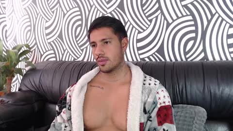 AARON online show from 12/06/24, 12:16