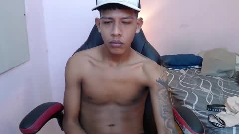 mr_stiven_ online show from 01/03/25, 03:05