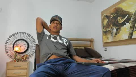 mr_stiven_ online show from 04/12/26, 03:11