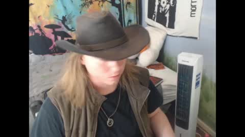 Snapshot of mr_strawberry chatting on 05/10/26, 05:29 mr_strawberry online show from 05/10/26, 05:29