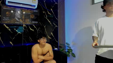 Snapshot of mr_yisuz chatting on 03/10/26, 07:08 yisuz online show from 03/10/26, 07:08