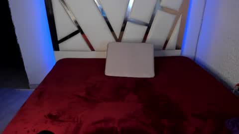 Snapshot of mrandmrssmith139698 chatting on 07/29/26, 01:37 Mr. Mrs. Smith online show from 07/29/26, 01:37