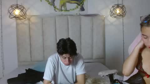 Snapshot of mrandmrsvixencs chatting on 05/11/26, 04:26 mrandmrvlxencs online show from 05/11/26, 04:26