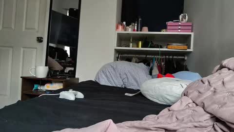 Snapshot of mrandmssin chatting on 10/04/25, 04:27 mrandmssin online show from 10/04/25, 04:27