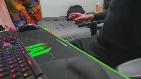 Snapshot of mrandmssin chatting on 04/06/26, 02:20 mrandmssin online show from 04/06/26, 02:20