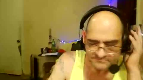 Snapshot of mrbiggintx chatting on 02/20/26, 09:54 mrbiggintx online show from 02/20/26, 09:54