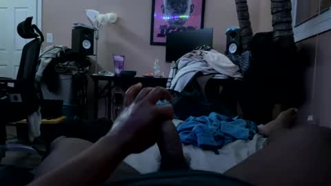 Snapshot of mrbigstuff34 chatting on 02/09/25, 06:11 AJtheDon22 online show from 02/09/25, 06:11
