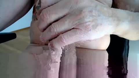 Snapshot of mrbillxxx chatting on 03/06/25, 12:52 mrbillxxx online show from 03/06/25, 12:52