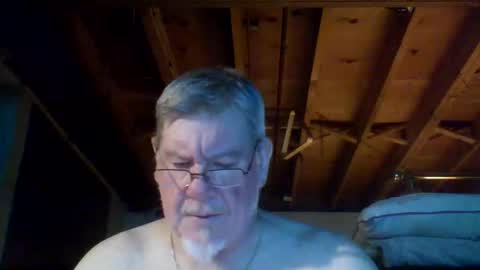Snapshot of mrblade666 chatting on 06/09/26, 10:54 mrblade666 online show from 06/09/26, 10:54