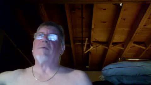 Snapshot of mrblade666 chatting on 06/17/26, 12:02 mrblade666 online show from 06/17/26, 12:02