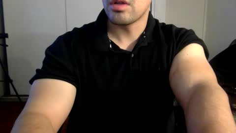 Snapshot of mrbree chatting on 06/02/26, 03:25 Mr Bree online show from 06/02/26, 03:25