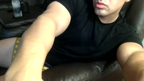 Snapshot of mrbree chatting on 07/13/26, 05:16 Mr Bree online show from 07/13/26, 05:16