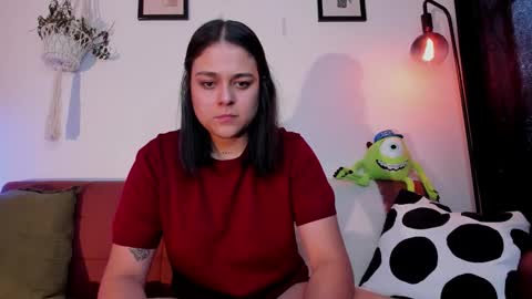 Laura online show from 02/02/26, 09:46