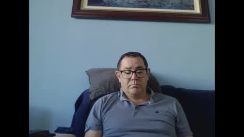 Snapshot of mrcaruso chatting on 01/10/26, 10:28 Mrcaruso online show from 01/10/26, 10:28