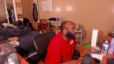 Snapshot of mrchuckdailyxxx chatting on 01/27/25, 11:22 Chuck Daily online show from 01/27/25, 11:22