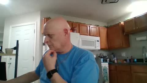 Snapshot of mrclean_55 chatting on 04/27/26, 07:01 MrClean55 online show from 04/27/26, 07:01