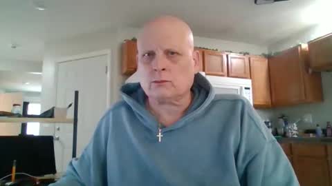 Snapshot of mrclean_55 chatting on 04/28/26, 03:17 MrClean55 online show from 04/28/26, 03:17