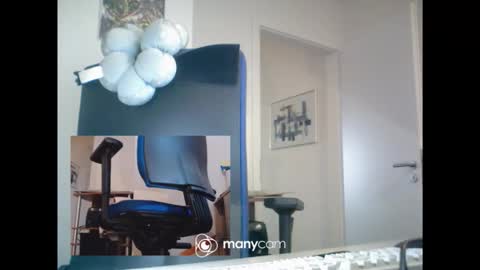 Snapshot of mrduplo1975 chatting on 02/12/26, 02:34 MrJohnsen1975 online show from 02/12/26, 02:34