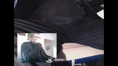 Snapshot of mrduplo1975 chatting on 02/21/26, 12:28 MrJohnsen1975 online show from 02/21/26, 12:28