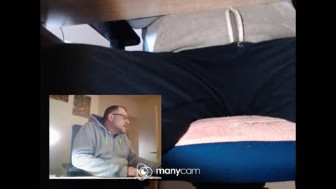 Snapshot of mrduplo1975 chatting on 03/16/26, 11:47 MrJohnsen1975 online show from 03/16/26, 11:47