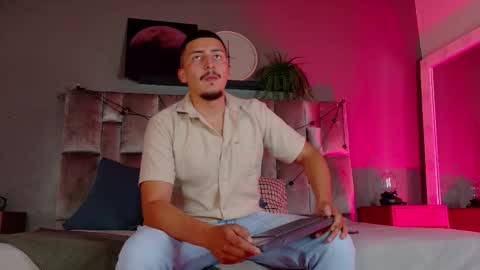 Mr Fox online show from 02/26/26, 07:46