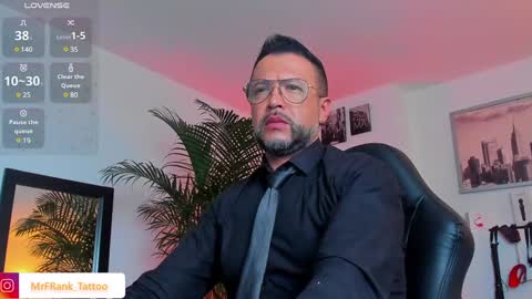 Snapshot of mrfrank_tattoo chatting on 12/13/24, 12:28 MrFrank. online show from 12/13/24, 12:28